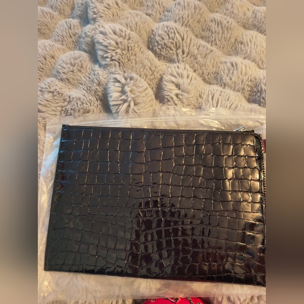 Theory Patent genuine leather Large Flat Pouch Clutch bag Black NWT - Picture 12 of 16